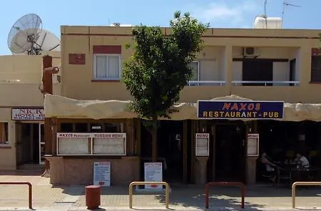 Nick's 2* Ayia Napa